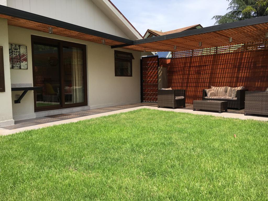 Casa Vitacura Host サンティアゴ エクステリア 写真